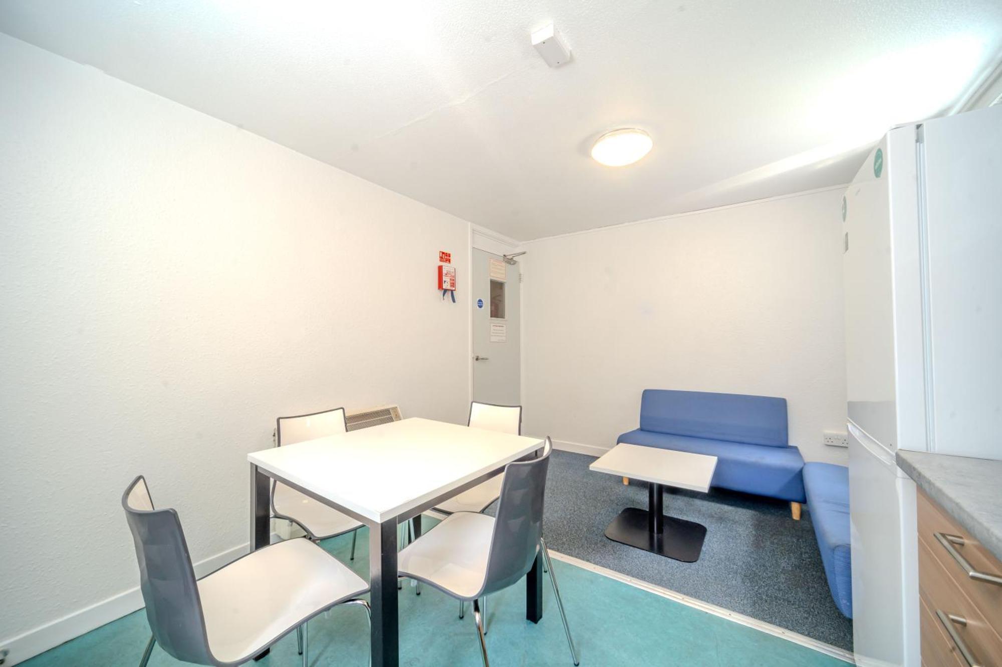 Joivy Budget 2, 4, 5 And 6 Bed Private Flats, In Historic Old Town (adults Only) Appartement Édimbourg